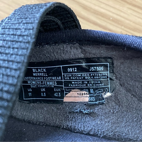 Merrill Size 11 Black Mary Jane - Picture 2 of 7